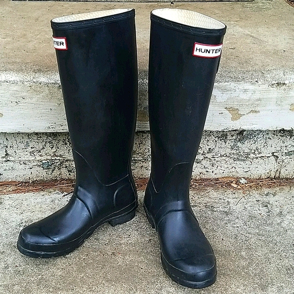 Hunter Shoes - Hunter tall black rain boots sz 5